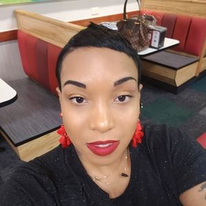 Meet your Posher, Ashleigh